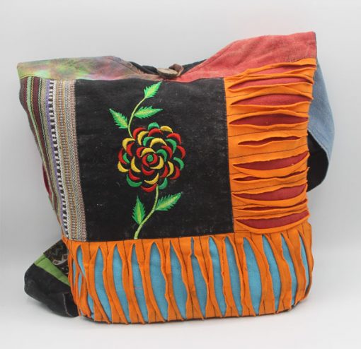 Floral Embroidered Cozy Shoulder Bag